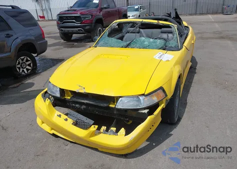 1999 Ford Mustang Gt z USA, uszkodzony, nr VIN 1FAFP45X3XF221057